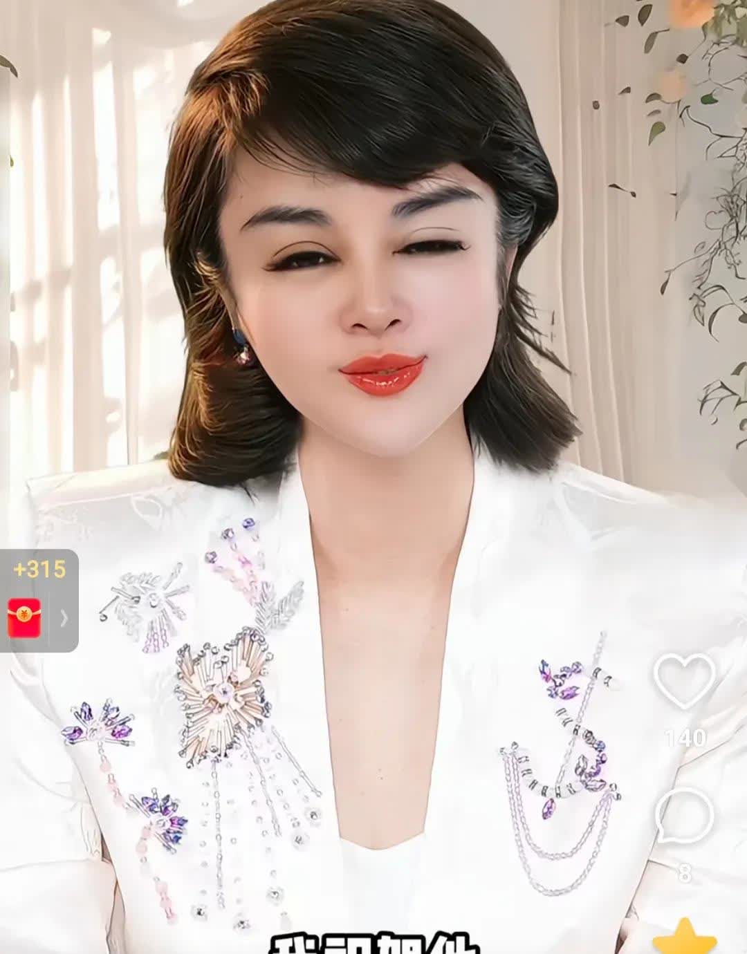 于文红说，罗兰多良心发现，想起来他还有个儿子，这两天来看看小宝。外国男的都这样，