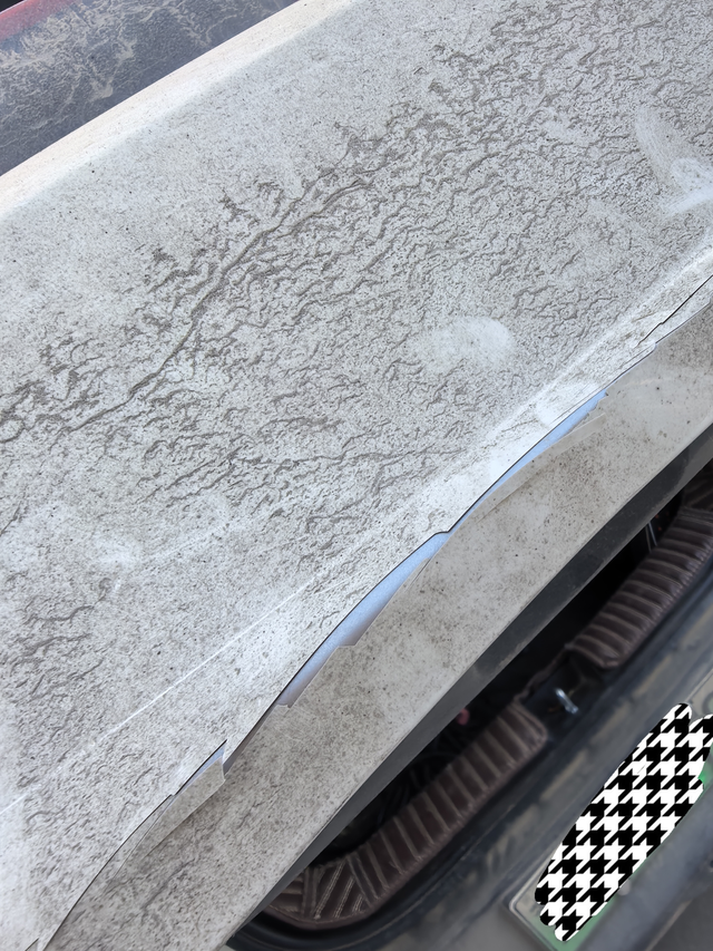 比亚迪海鸥油漆大神给看看是不是质量问题
比亚迪海鸥被小追尾后发现油漆一片一片的脱