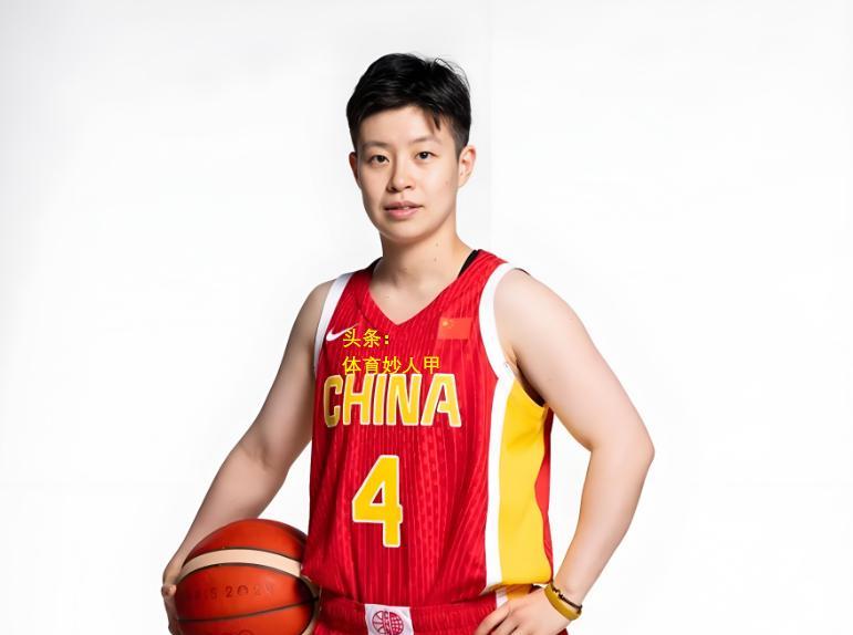 失望！中国女篮主力后卫6投2中，球迷：别让她打首发了。
昨晚，中国女篮与尤文图特