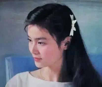 1979年，刚结婚1年的潘虹，出轨了导演杨延晋，但杨延晋的妻子洪融可不是省油的灯