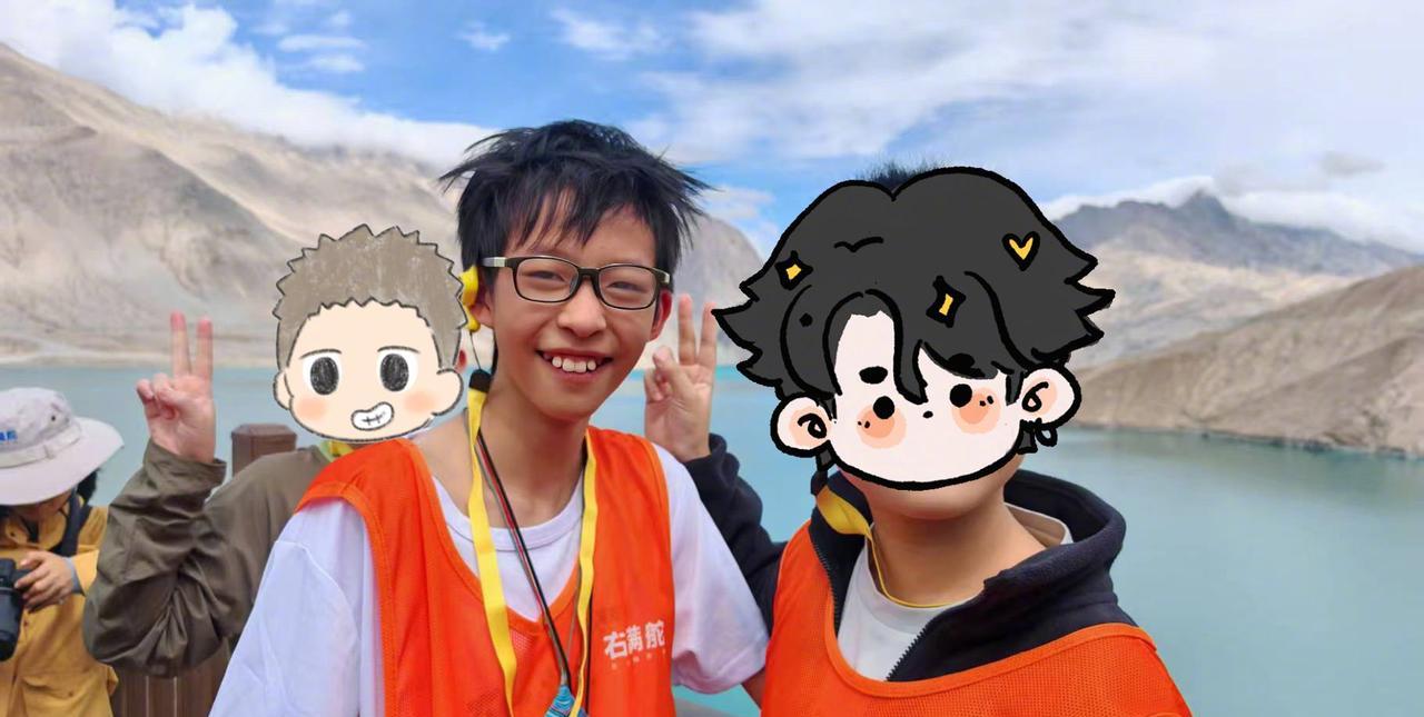姚晨的儿子勇闯塔克拉玛干沙漠！帽子拖鞋钱包统统不翼而飞！
#头号创作者激励计划#