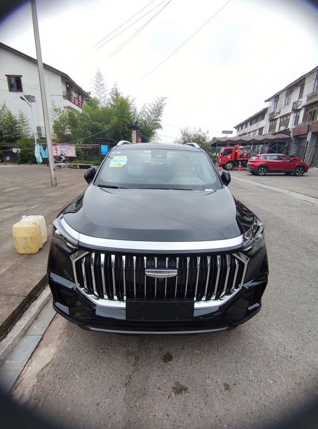 24款顶配吉利豪越L大7座SUV个人感受
我的豪越L，24款顶配7座，全部折扣补