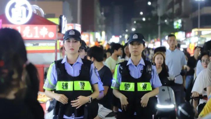 城区女警巡逻队擦亮汕尾旅游警务新名片
