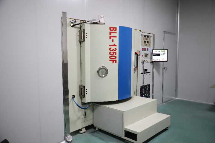 真空镀膜机：现代制造业的重要工具