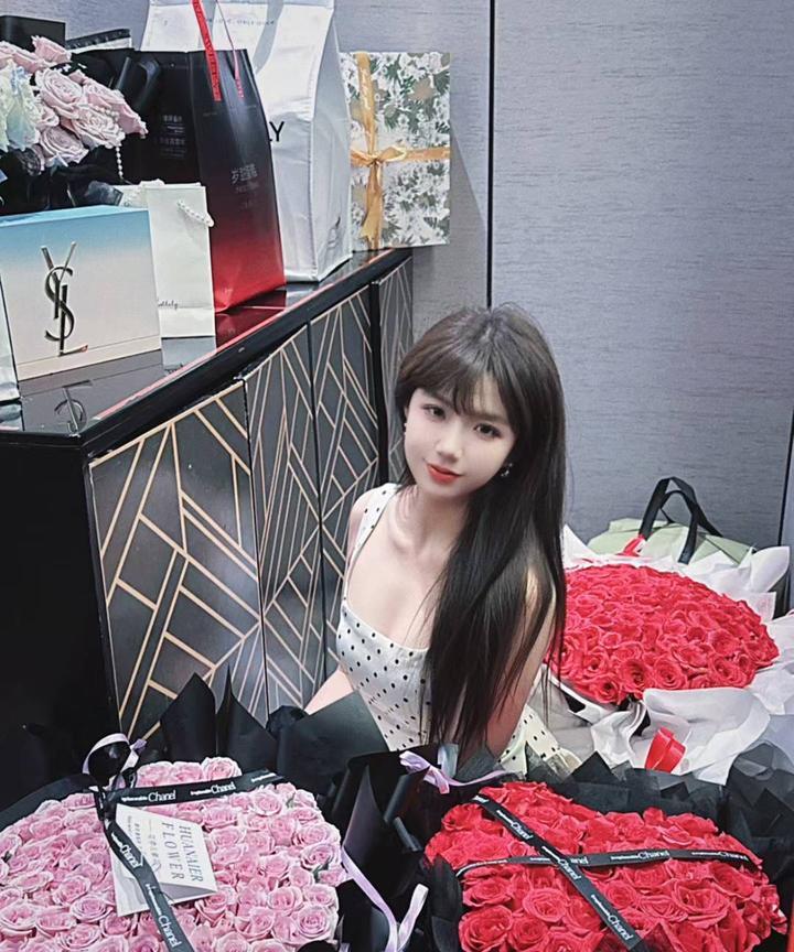 不要去听世俗的耳语
#分享城市新鲜事#