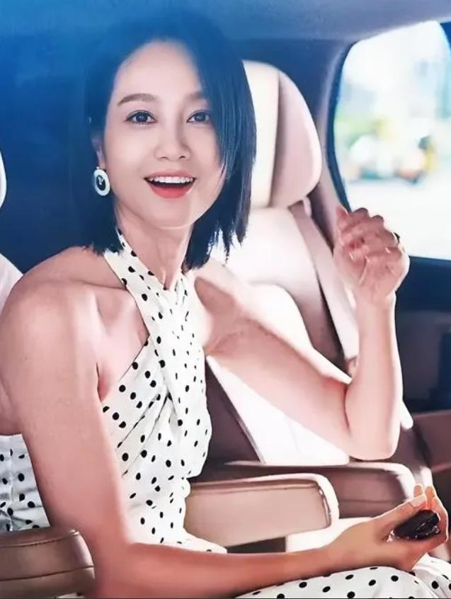 朱丹你回家吧
回家吧好吗？实在不行就退圈吧！
早上刚刷完你说的话，生女儿会和爸爸