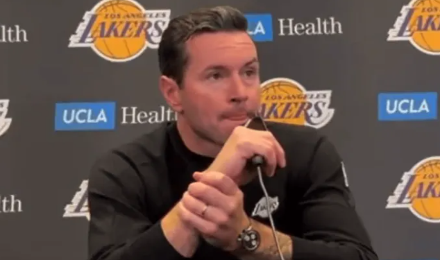 NBA常规赛湖人主场对阵雄鹿的比赛已经结束。湖人以101-105不敌雄鹿。
本场