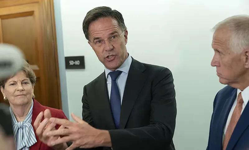 北约外长吕特来到了美国之后，立即放出狠话严重地威胁了俄罗斯。如果亚洲国家中的中国