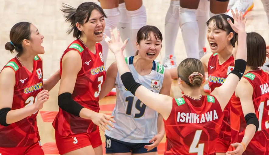 女排世锦赛：日本女排3-2荷兰率先挺进4强

2025年女排世锦赛休整一天后继续