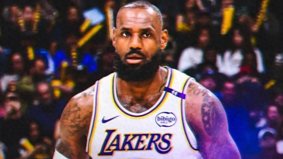 开场仅3分半钟！詹姆斯5万了！