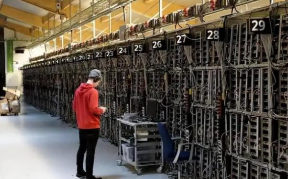 比特币永远挖不完？2100 万枚总量写死，减半机制让奖励无限趋近零！