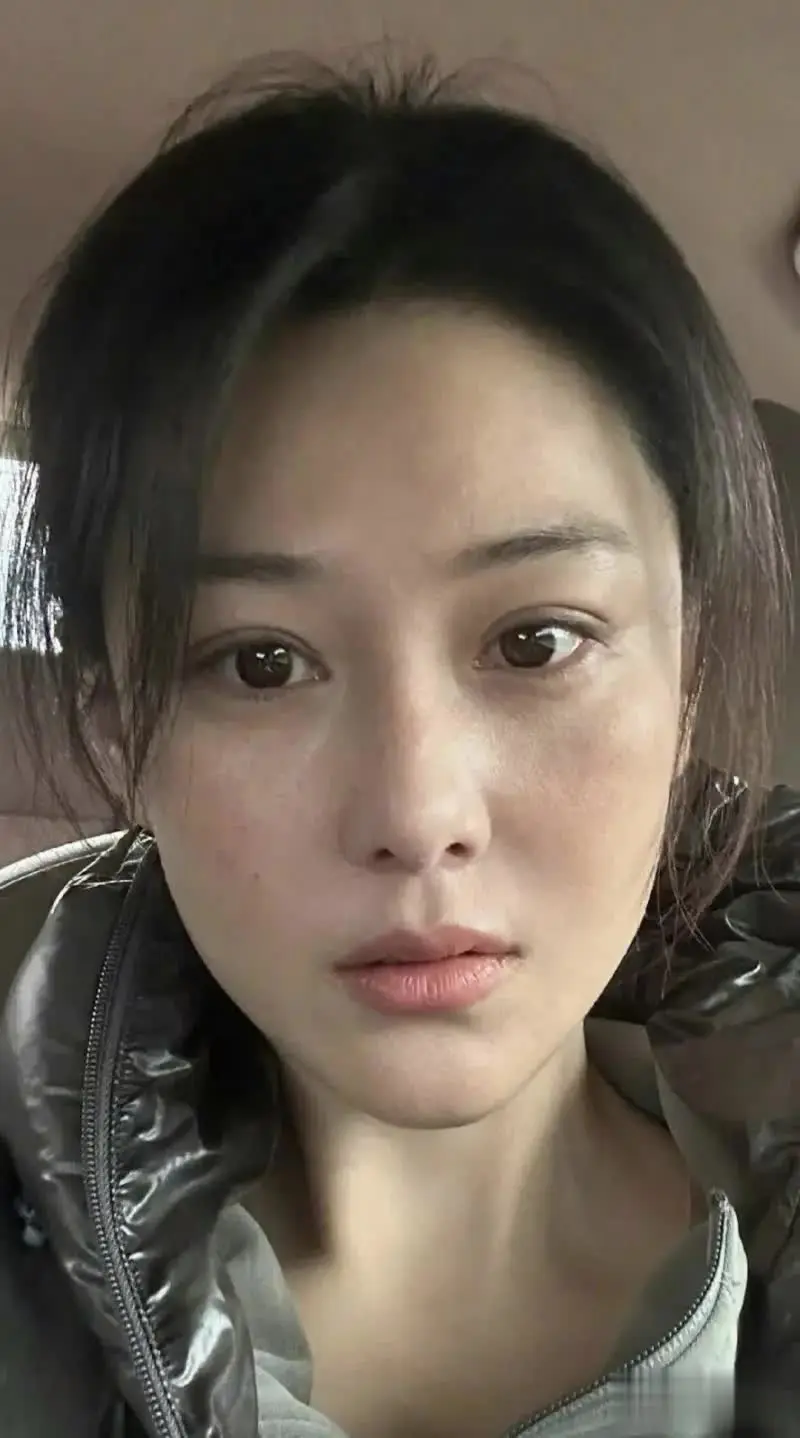 张馨予，这素颜无敌了！简直太美了！底子真的好！