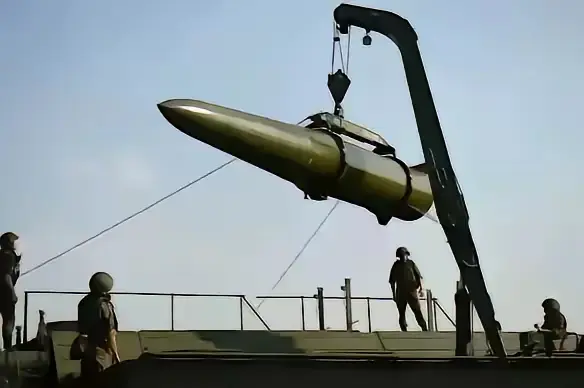 日本克拉斯诺夫：已经宣布退出美日安保条约，名存实亡！
​日本想发展军工，想拥核，