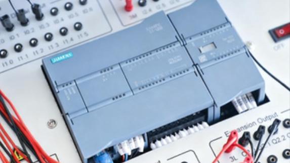 国产PLC：“工业大脑”的破局与远征