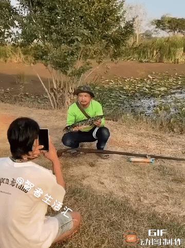 此处无声胜有声………
网友：没有对比就没有伤害！