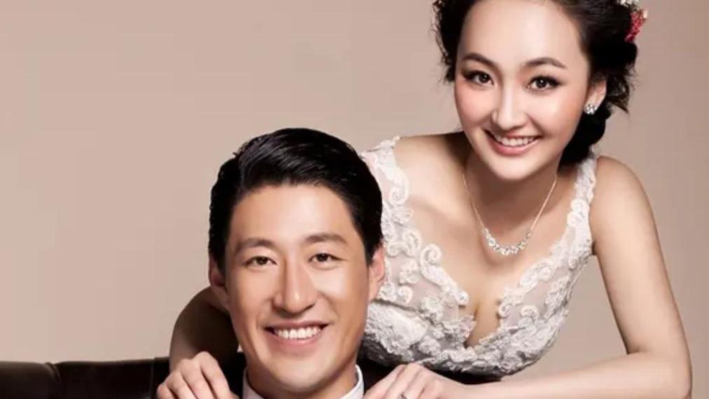 辛月：24岁嫁大13岁著名男演员，婚后生3胎，丈夫是大家熟悉的他