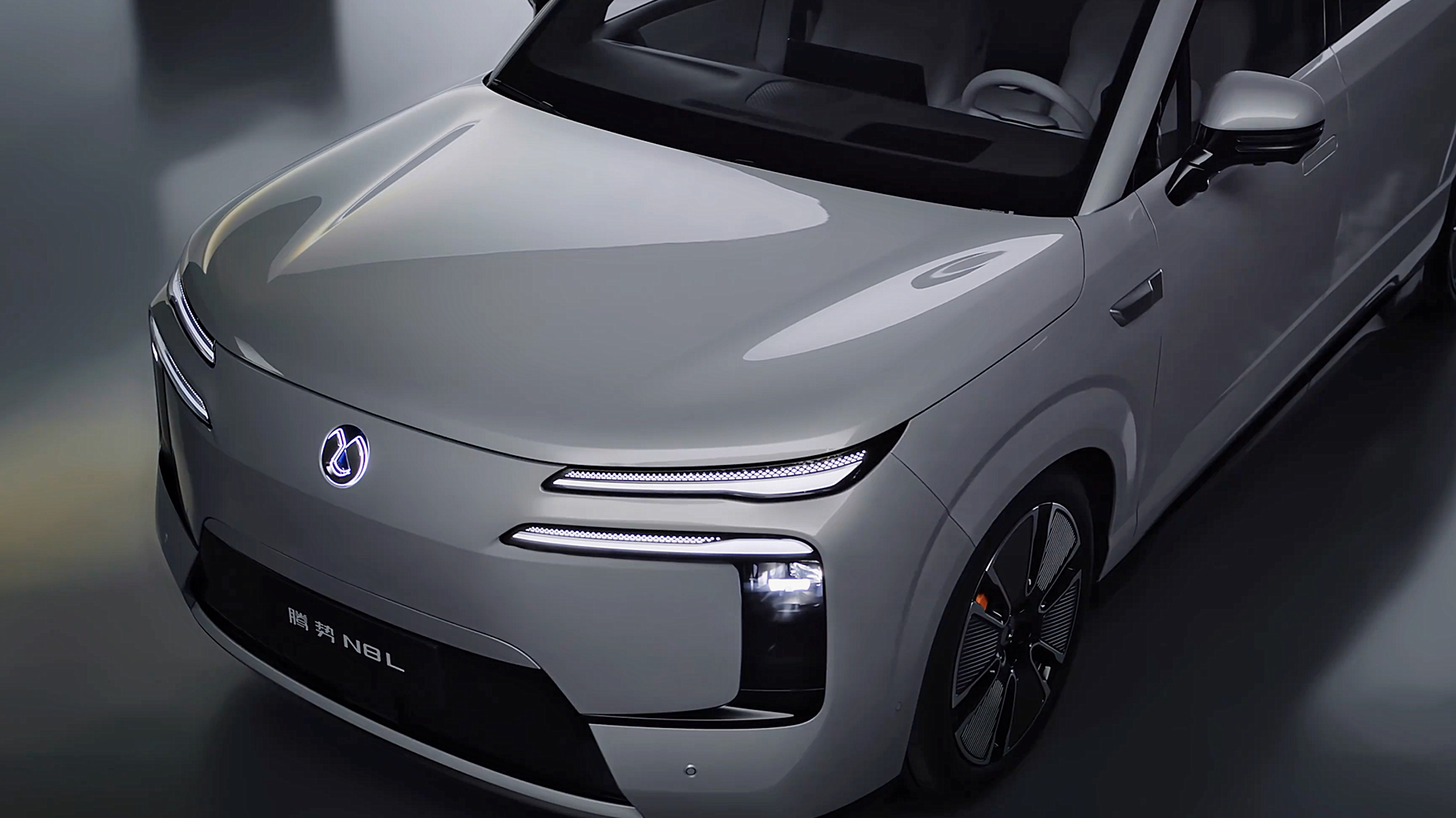 30万级价格百万级配置，腾势N8L不玩虚的！