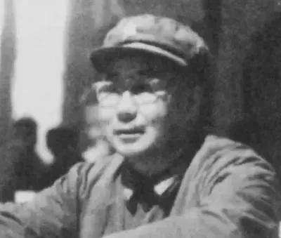 1974年春，陕西军区收到一封举报信，信中称“宝鸡军分区陈司令生活腐败，带头大吃