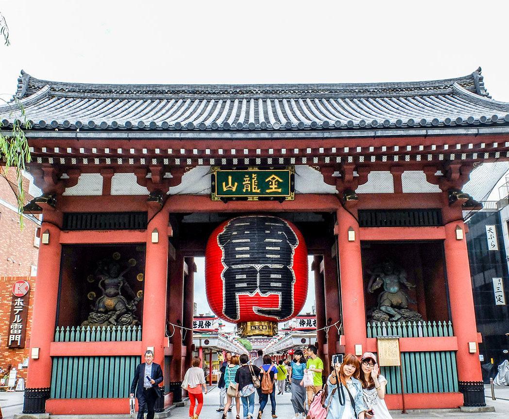 既然汉字都可以用平片假名来替换 ，为什么日本人不把汉字删掉？这么说吧，不是他们不