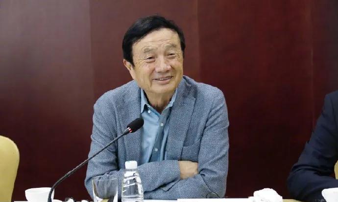 美国取消了对中国的芯片限制，很明显，中国已经突破了芯片！
7月4日，美国白宫连续