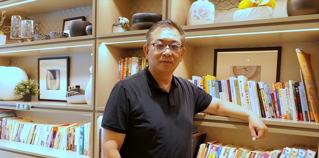 这样的分析可谓一针见血。
曾随马英九打过两场“大选”的中国国民党前副秘书长张雅屏