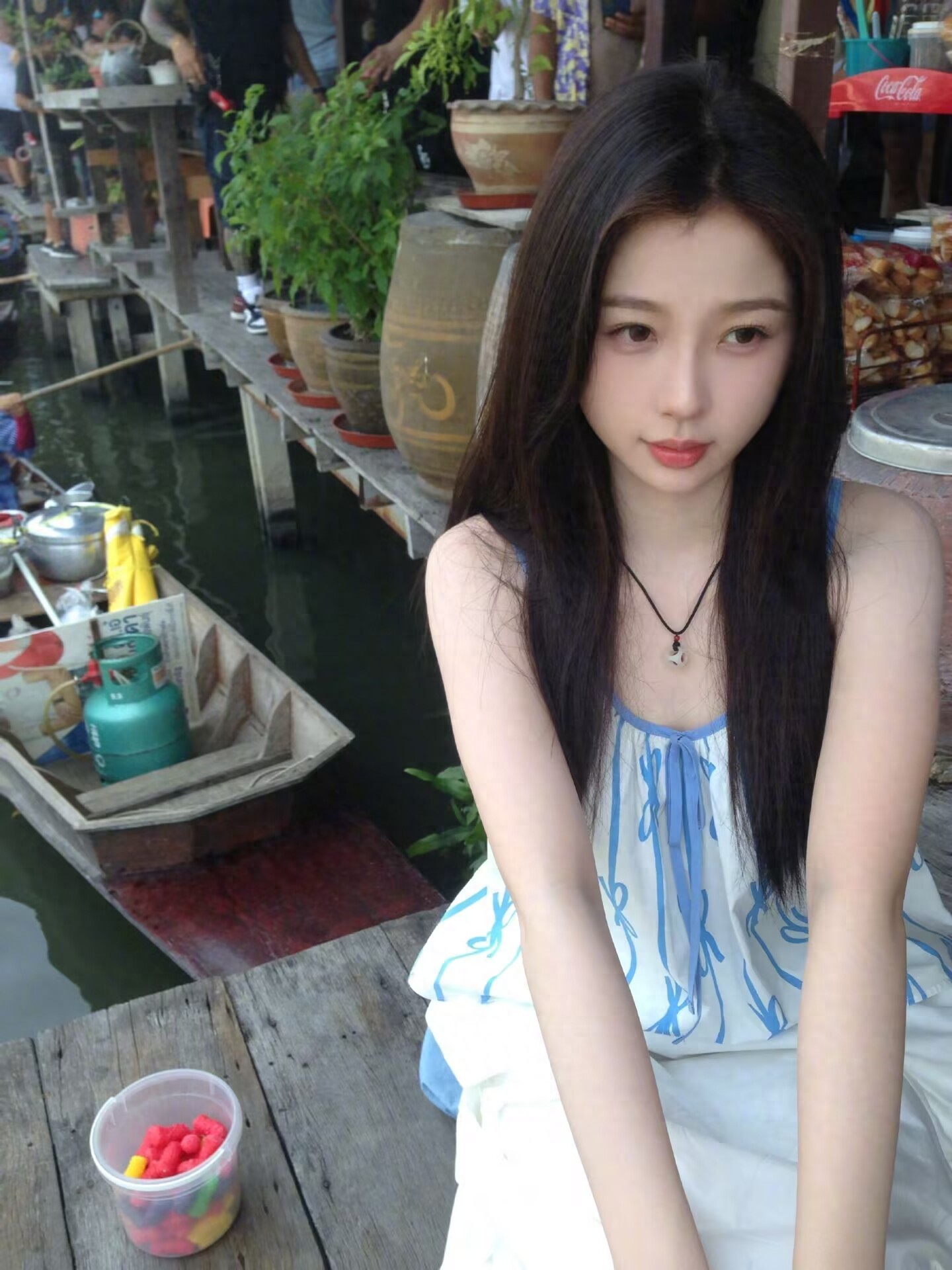 女星虞书欣素颜镜头：清新明丽、眉清目秀！
