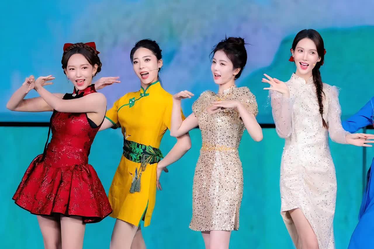 家人们，快来围观金晨、程潇、白鹿在春晚舞台的美照，简直是颜值盛宴，直接把我美晕在
