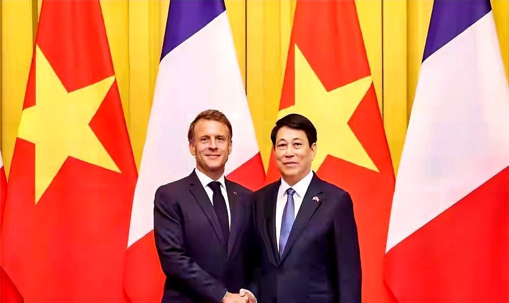 越南铁路合作，中美法三国博弈。









我的天！越南这个铁路项目，简直