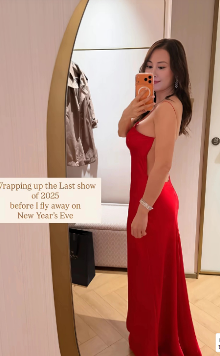袁嘉敏这一身红裙庆祝元旦，简直太惊艳了！那红裙一上身，整个人气场直接拉满，就像一