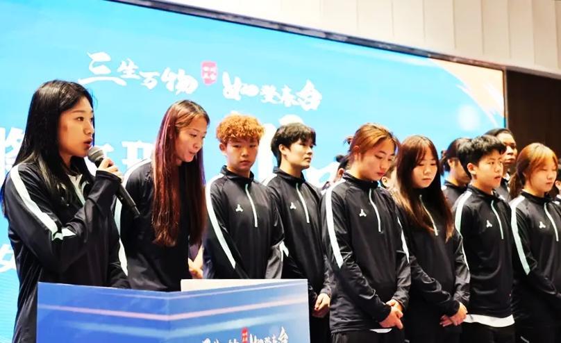 四川女足强势归来，提前五轮冲超成功，2026赛季主场已经确定，是拥有“川北重镇、