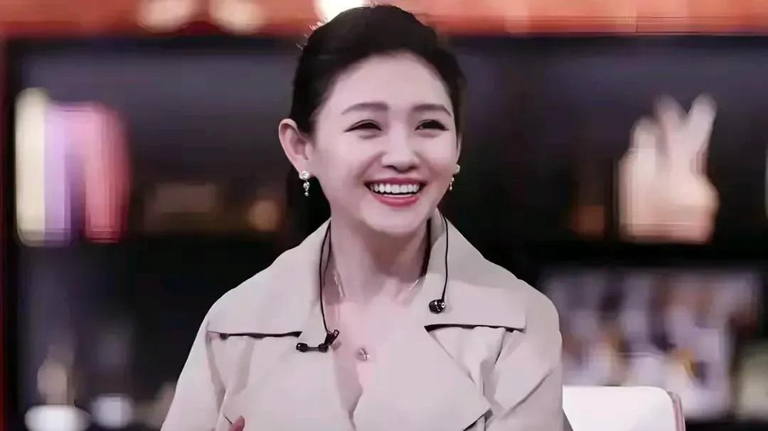 大S骨灰被邻居疯狂投诉，不知不觉大S骨灰已经在信义豪宅放了二十多天，迟迟不下葬。