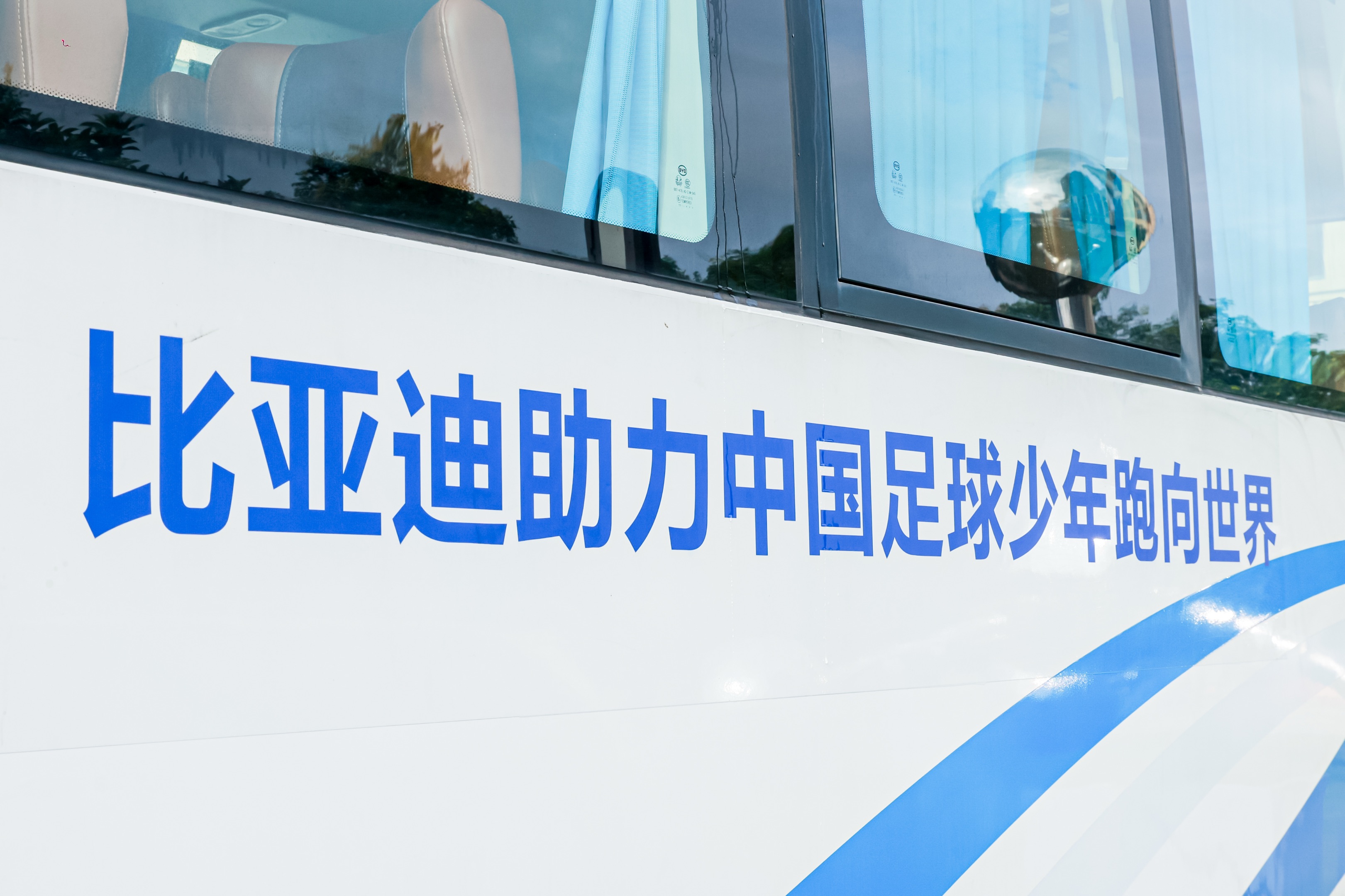 模糊真相，操纵舆论，各种带节奏，大家在上网的时候一定要有自己的认知，有自己的判断