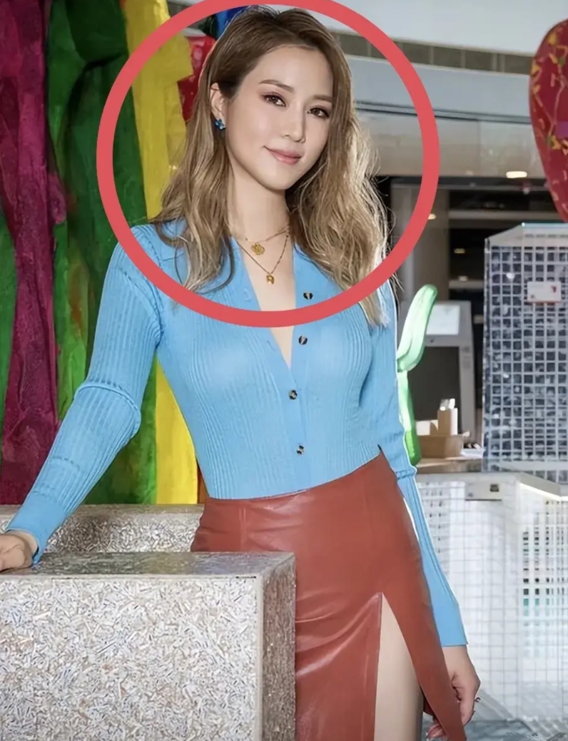 徐子淇太聪明了！
她嫁入李家，不是因为李家诚太帅，
也不是因为2000亿的家产，