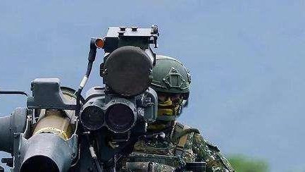 4枚海马斯斩首，俄副司令当场身亡，台军已经效仿，我军必须警惕