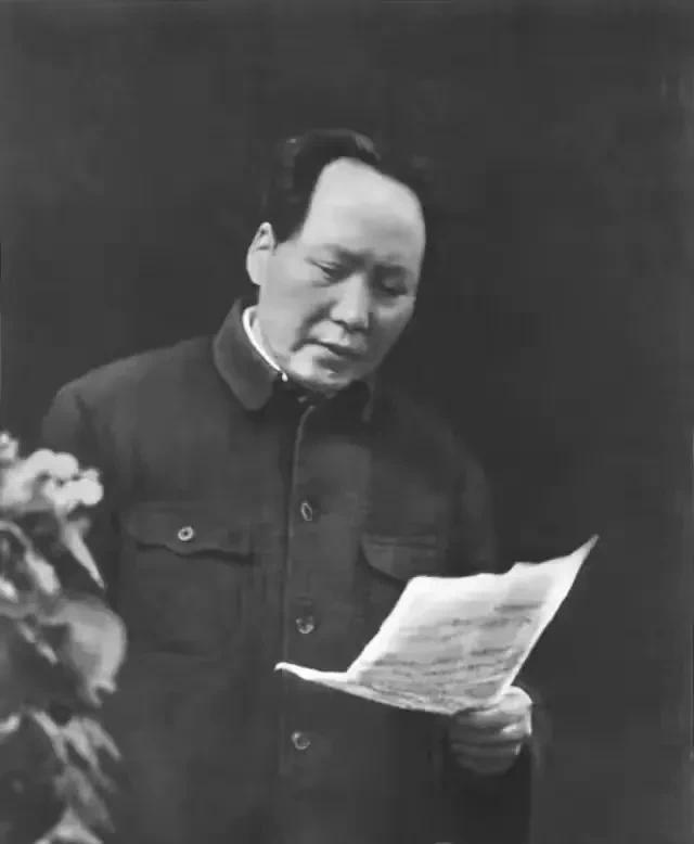 #毛泽东经典语录有哪些# #怀念伟人毛泽东主席# 重温学习毛主席经典语录——“实