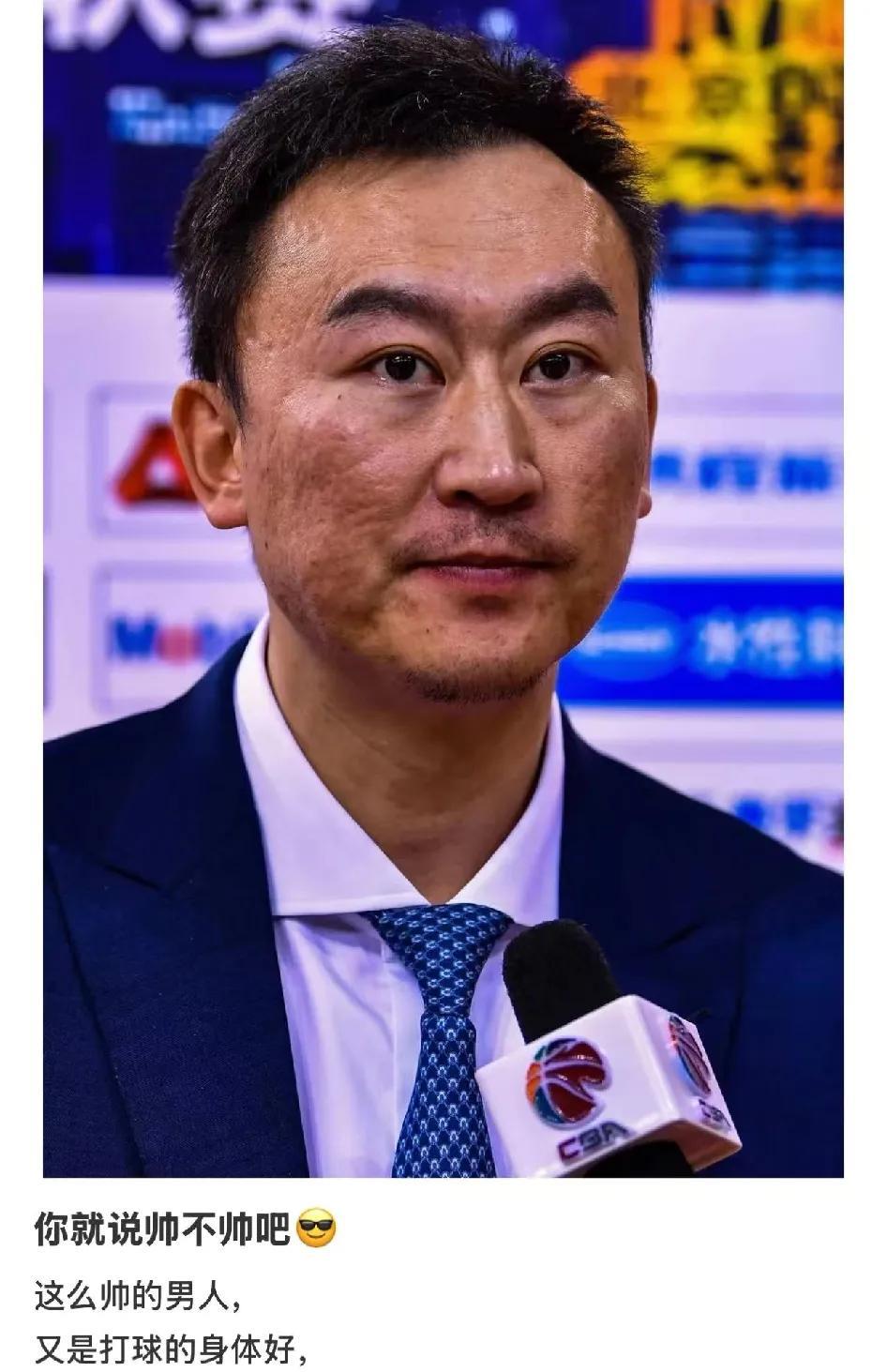 在刘维伟老婆李艳的评论区看到了山东IP的知情人士，对辛莎莎老公的评价！
这位山东