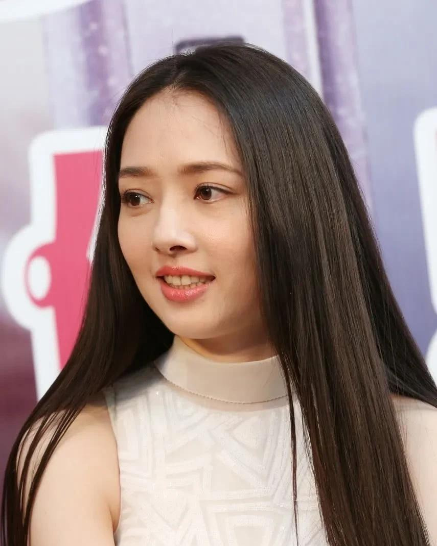 郭碧婷竟对米饭过敏











天哪，你敢信？大美女郭碧婷竟然对米饭过