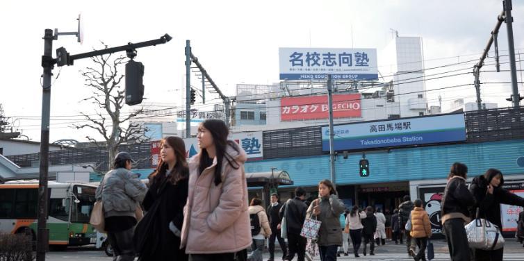 日媒：越来越多中国富人移民日本，还预测三年后在日本中国人要破百万。
麻烦看官老爷