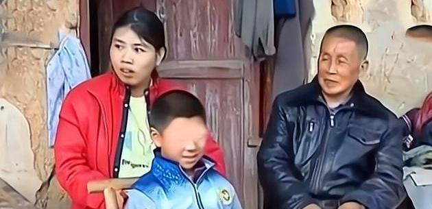 63岁大爷，收留16岁女孩当老婆，不久后生下1子。谁知，13年后，76岁大爷却后
