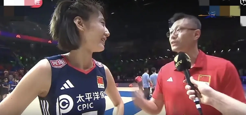 中国女排1-3输给波兰，赛后王媛媛接受采访只谈了一点:
非常感谢给我们这支年轻女