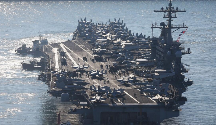 为何美国债务高达37万亿美元，还能养得起11艘航母？其实我们都被骗了，美国债务3