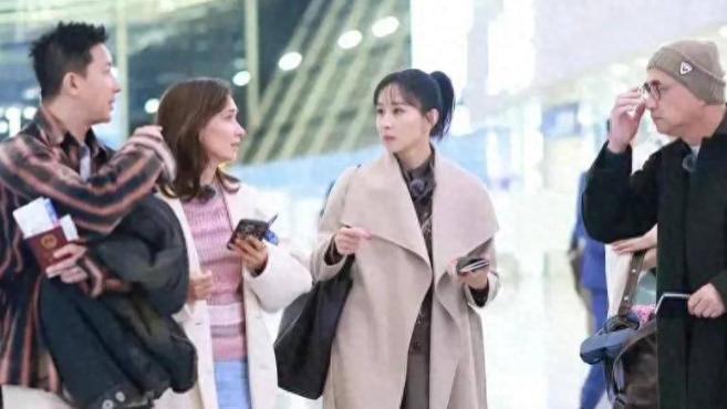 卢靖姗与胡静：岁月不败美人，幸福自有光芒