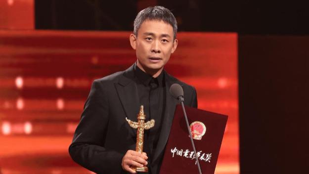 张译封帝3分钟后宣布息影！背后真相令人肃然起敬…这才是真正的演员觉悟！
