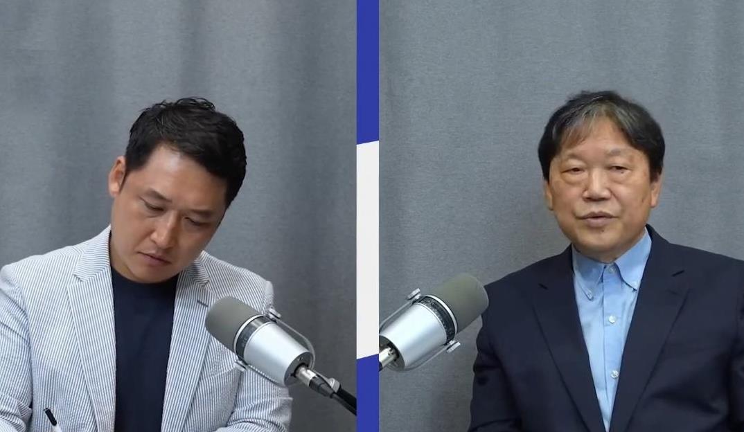 韩国媒体称，中国正通过引进韩国顶尖人才，与美国争夺高科技主导权。两名韩国国宝级半