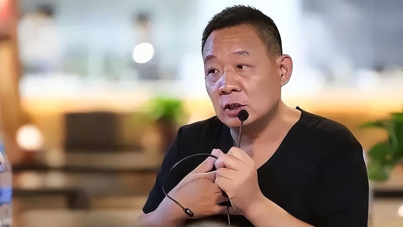 于东来突然宣布：或将主动关闭胖东来！其抖音账号已经“隐身”