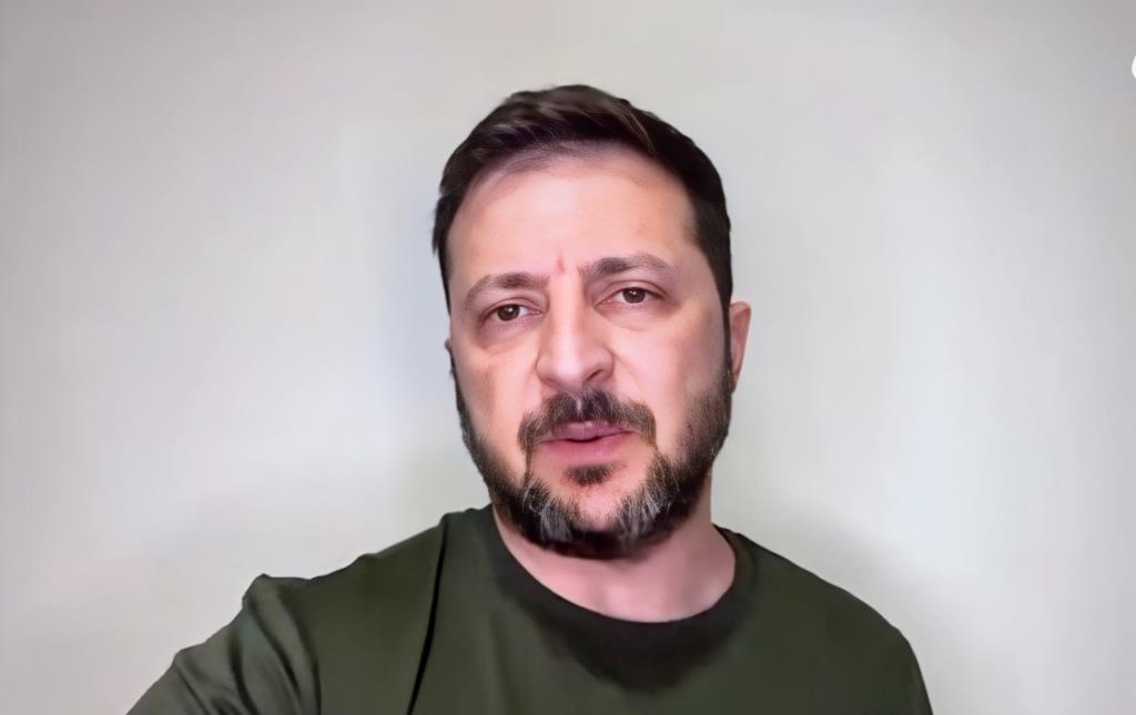 太尴尬了！泽连斯基喊话美国和欧洲加大制裁俄罗斯，强调普京根本无法承受。当地时间2
