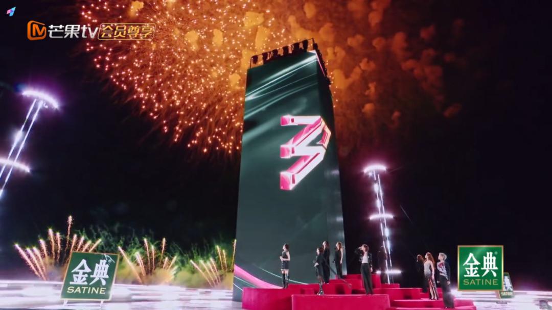 62岁叶童海边开嗓，30个女人掀翻天花板！《乘风2025》凭啥让百万观众集体破防？