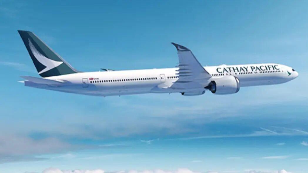 国泰航空航班乘客企图打开机舱门 香港警方逮捕涉事男子