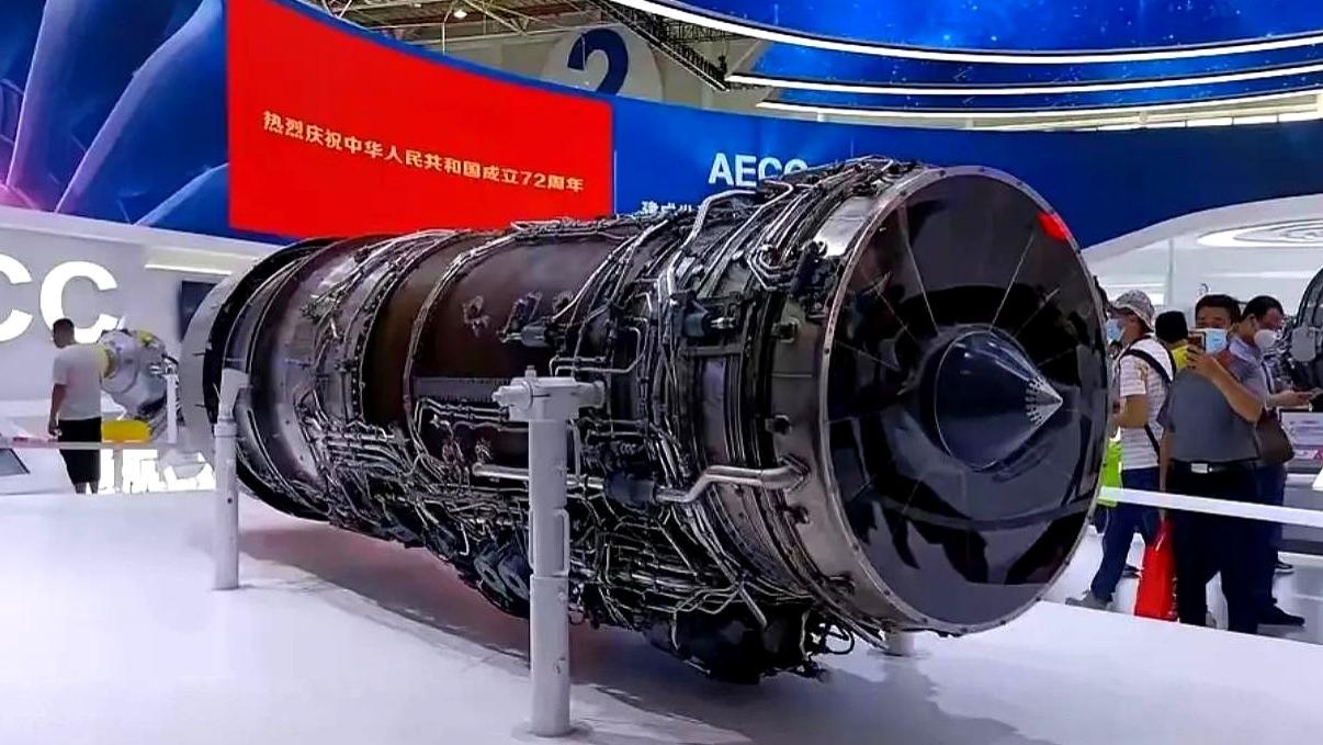 涡扇-15装机被泼冷水：不过是美国30年前的技术，真有这么不堪？