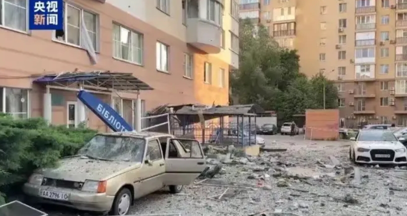 乌克兰遭受俄军空前猛烈的攻击，造成重大人员伤亡和基础设施损坏，国际社会对局势升级
